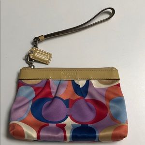 Coach wristlet multicolor